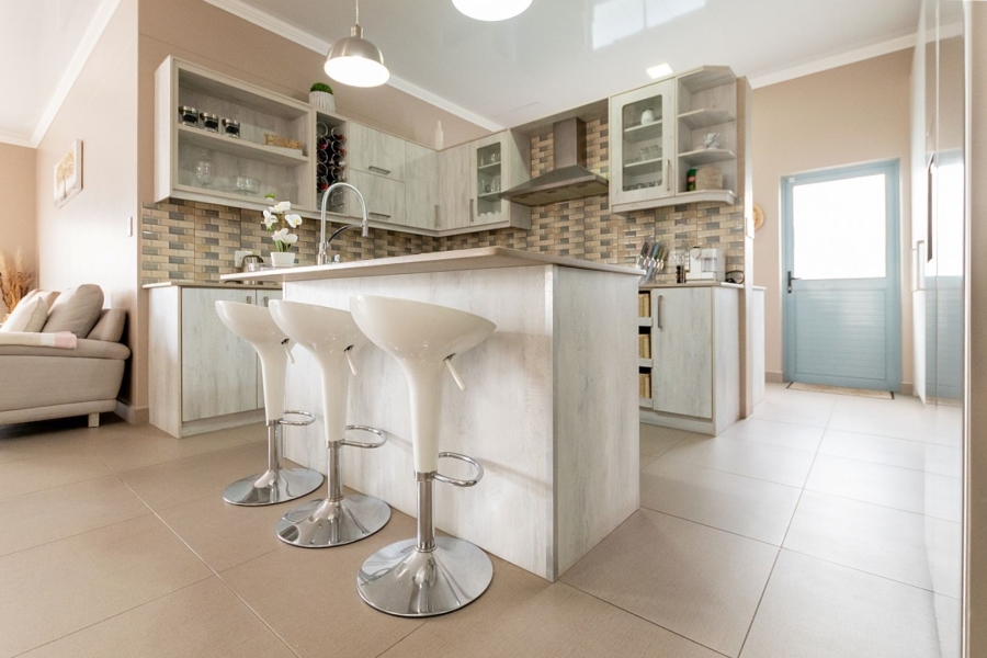 3 Bedroom Property for Sale in Blue Lagoon Western Cape